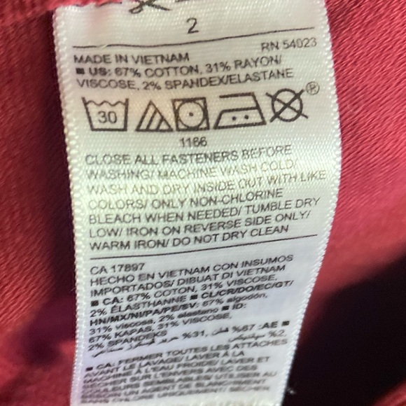 Old navy cranberry burgundy Corduroy mini ladies 2 
Cotton rayon spandex 
Guc - Picture 4 of 5